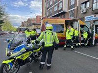 Heridos los ocupantes de una moto tras una colisión en Moncloa y un peatón que fue arrollado por el vehículo