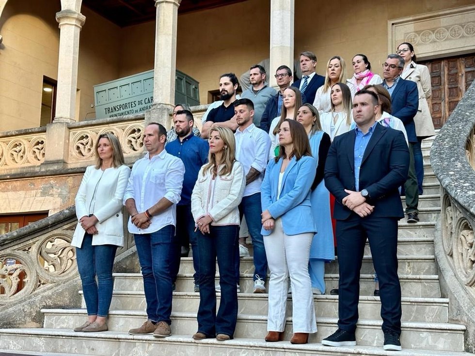 El PP de Andratx presenta a los 21 miembros de la lista electoral encabezada por Estefanía Gonzalvo
