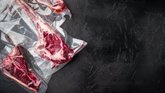 Foto: Encuentran bacterias multirresistentes en el 40% de las muestras de carne de los supermercados