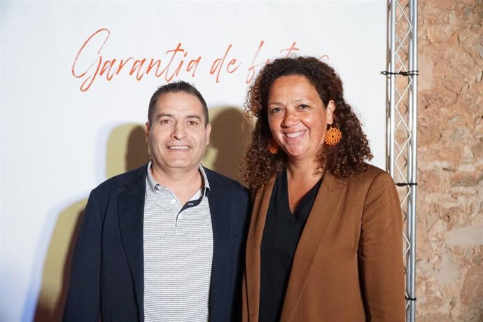 Andreu Vidal y Catalina Cladera, en Alaró.