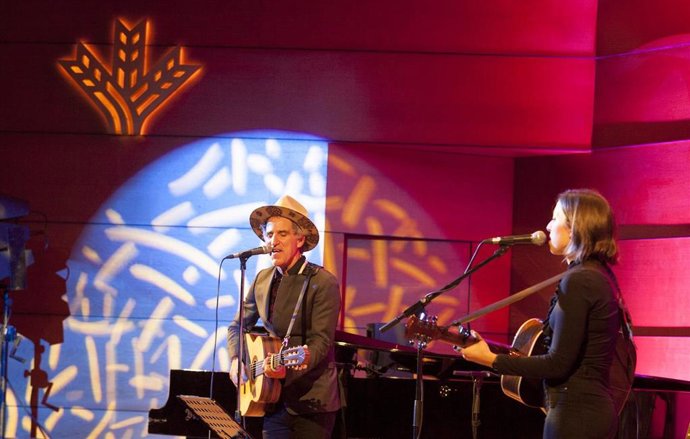 Archivo - Concierto solidario de Mikel Erentxun