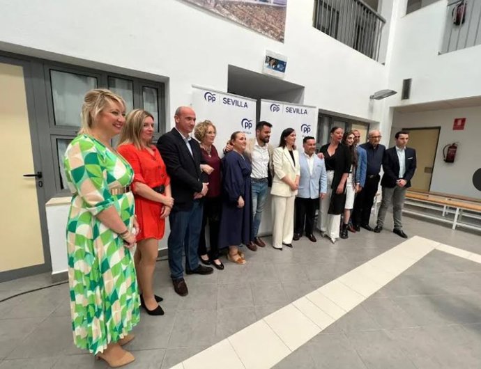 Presentación de la candidata del PP a la Alcaldía de Olivares, Isabel Díaz