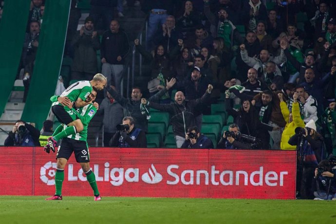 Archivo - Sergio Canales of Real Betis celebrates a goal during the spanish league, La Liga Santander, football match played between Real Betis and RC Celta de Vigo at Benito Villamarin stadium on February 4, 2023, in Sevilla, Spain.