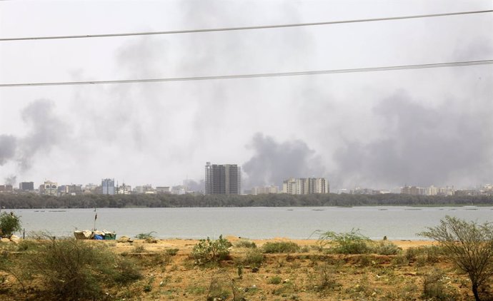 KHARTMOU, April 15, 2023  -- This photo taken on April 15, 2023 shows smoke rising in Khartoum, capital of Sudan. Heavy gunfire was heard on Saturday in Sudanese capital, Khartoum.