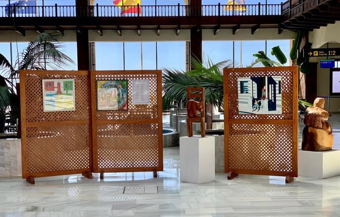 El Aeropuerto de La Gomera acoge una nueva exposición de pintura y escultura