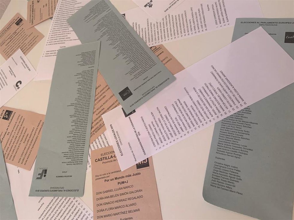 Archivo - Papeletas electorales