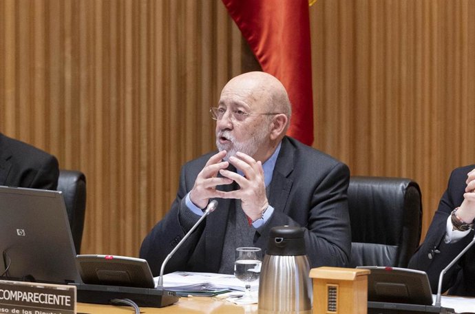 Archivo - El presidente del centro de Investigaciones Sociológicas (CIS), José Félix Tezanos, comparece en el Congreso de los Diputados.