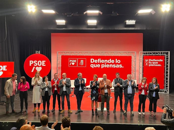 Acto de presentación de la candidatura del PSN al Ayuntamiento de Milagro.