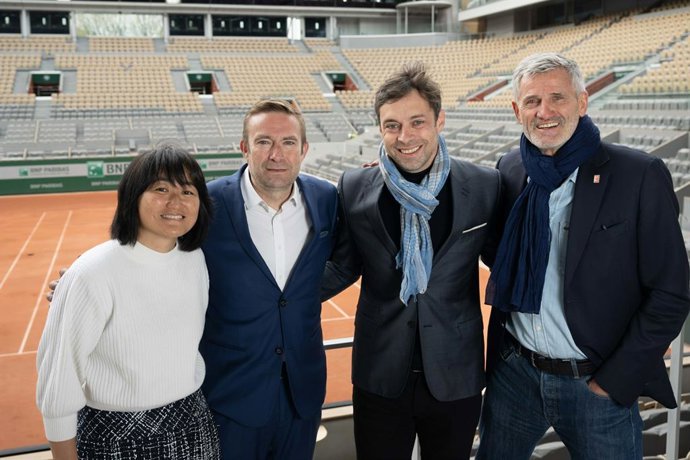 Caroline Flaissier, CEO at FFT, Yannick Fierling, CEO at Haier Europe, Arnaud Guillot, Brand Director Haier Europe, and Gilles Moretton, president of the FFT