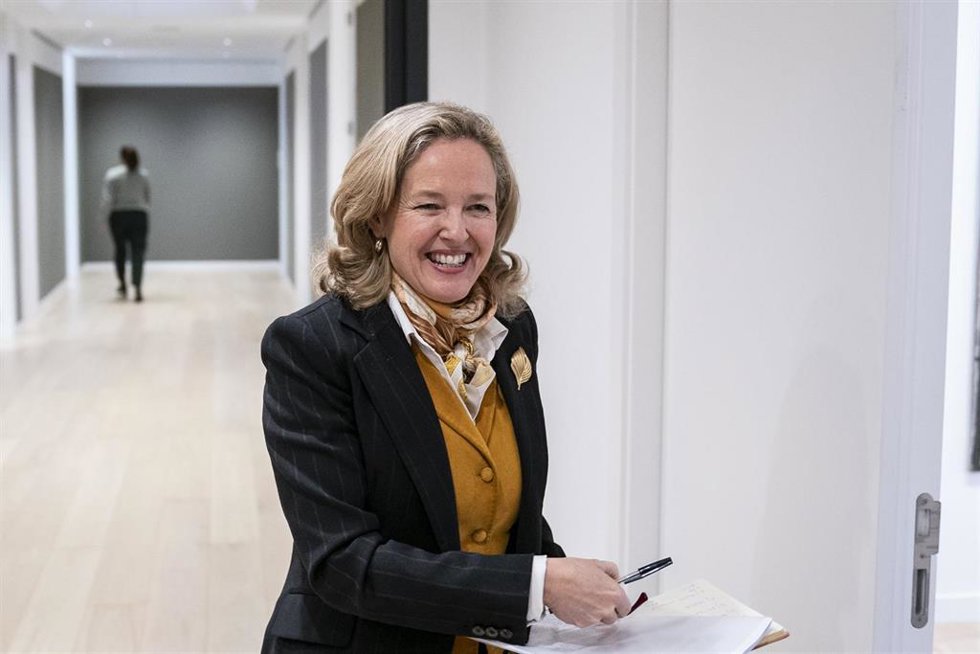 Archivo - La vicepresidenta primera y ministra de Asuntos Económicos y Transformación Digital, Nadia Calviño