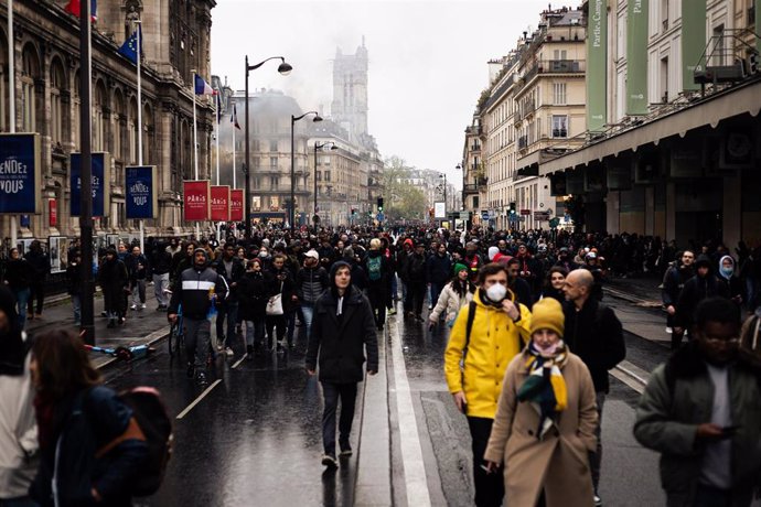 Protesta en París contra la reforma de las pensiones