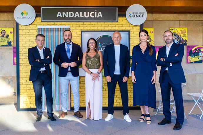 Archivo - Foto de los galardonados 2022.