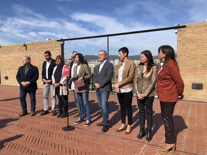 Los alcaldables del PSC Carles Ruiz (Viladecans), Ruben Guijarro (Badalona), Núria Marín (L'Hospitalet), Antonio Balmón (Cornell), Núria Parlon (Santa Coloma), Jaume Collboni (Barcelona), Filo Cañete (Sant Adri) y Gemma Badia (Gav).