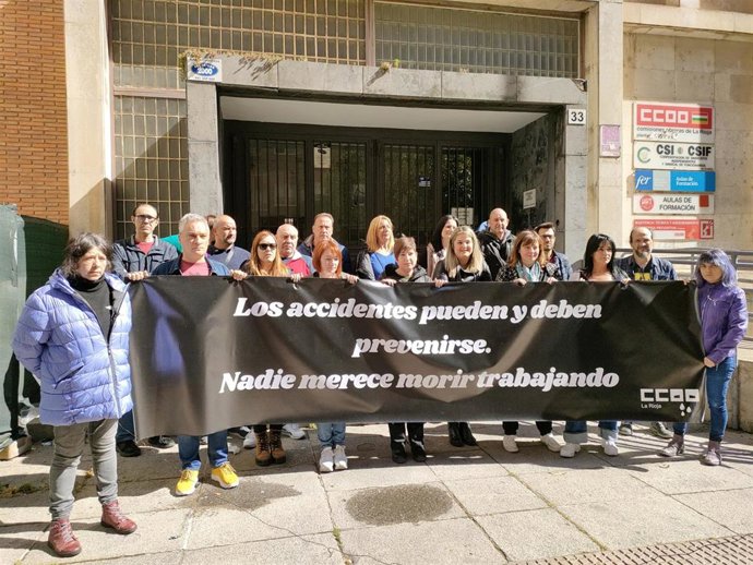 Concentración de CCOO ante la muerte de un trabajador de la construcción