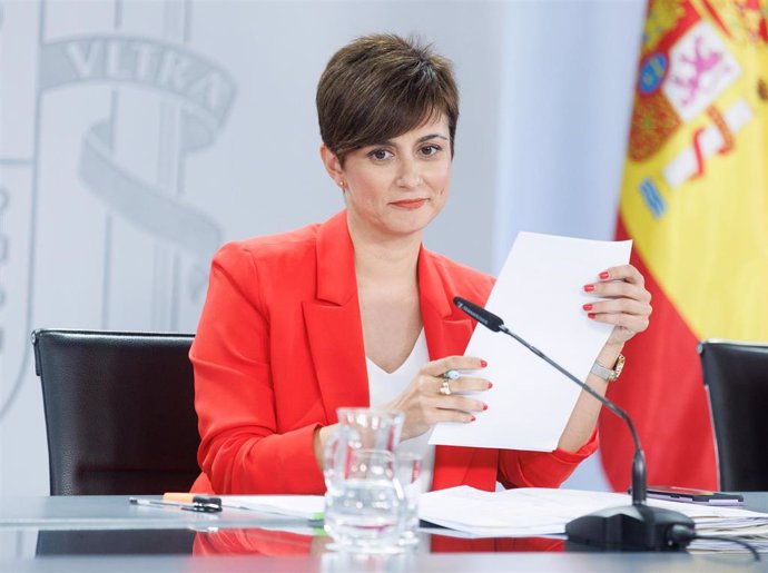 La ministra de Política Territorial y portavoz del Gobierno, Isabel Rodríguez, durante una rueda de prensa tras el Consejo de Ministros