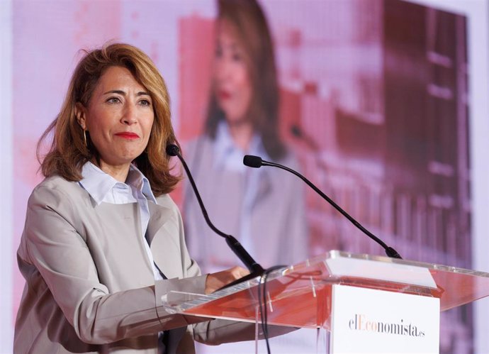 La ministra de Transportes, Movilidad y Agenda Urbana, Raquel Sánchez, inaugura el I Foro de Infraestructuras de elEconomista.es, en el Hotel The Westin Palace, a 17 de abril de 2023, en Madrid (España). 