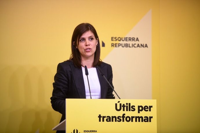 La secretaria general adjunta y portavoz de ERC, Marta Vilalta, en una rueda de prensa.