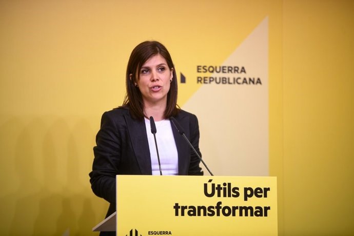 La secretaria general adjunta y portavoz de ERC, Marta Vilalta, en una rueda de prensa.