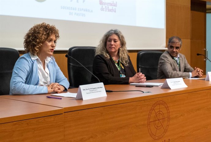 Inauguración de la V Reunión Ibérica de Pastos y Forrajes, organizada por la Sociedad Española de Pastos y la Sociedade Portuguesa de Pastagens y Forragens.