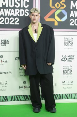 Archivo - El cantante Marc Seguí posa en el photocall de la alfombra roja de Los40 Music Awards 2022. Archivo