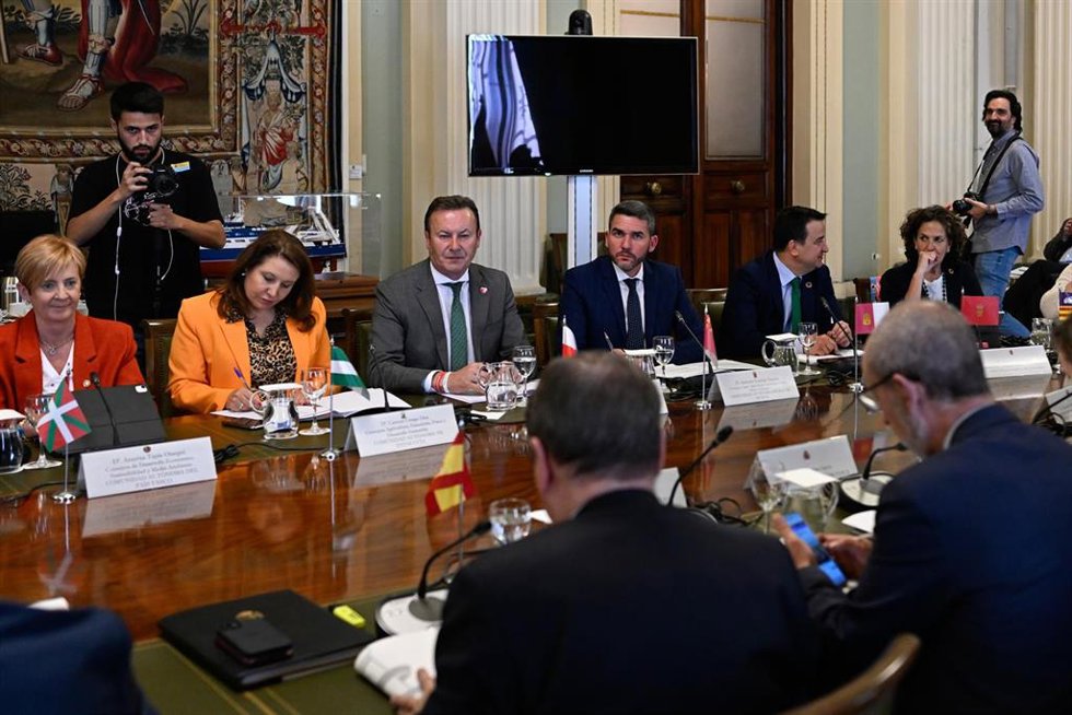 El consejero de Desarrollo Rural, Ganadería, Pesca, Alimentación y Medio Ambiente de Cantabria, Guillermo Blanco, participa en los Consejos Consultivos de Política Pesquera y de Política Agrícola para Asuntos Comunitarios