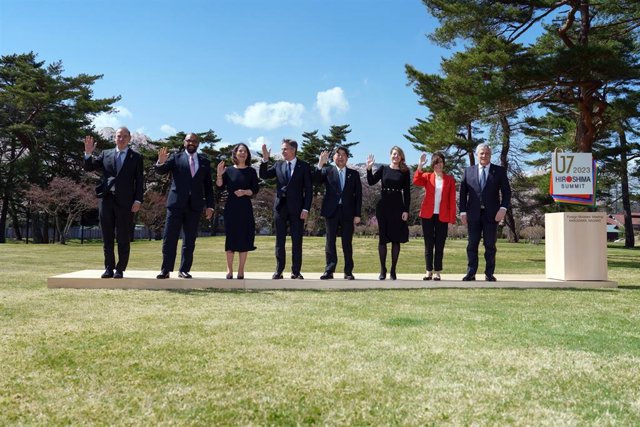 Los ministros de Exteriores del G7, encabezados por Hayashi Yoshimasa (Japón). James Cleverly, Reino Unido; Annalena Baerbock, Alemania; Antony Blinken, EEUU; Melanie Joly, Canadá; Catherine Colonna, Francia, y Antonio Tajani, Italia