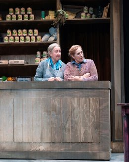 Companyia Teatre Micalet recupera 'El malfet d'Inishmaan', una "lección de inclusión" de Martin McDonagh 