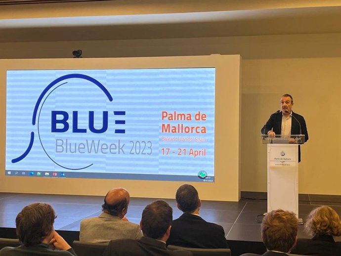 El vicepresidente y conseller de Transición Ecológica, Juan Pedro Yllanes, participa en la BlueWeek