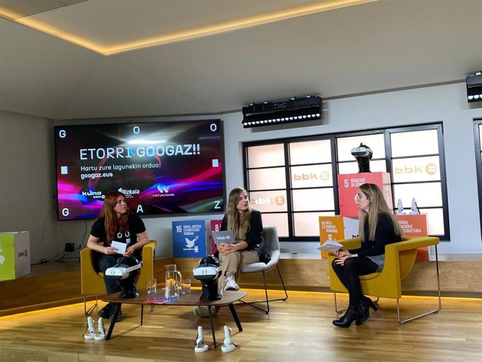 Oihane Aldayturriaga, Irati Arejita y Yera Zaldumbide en BBK Kuna