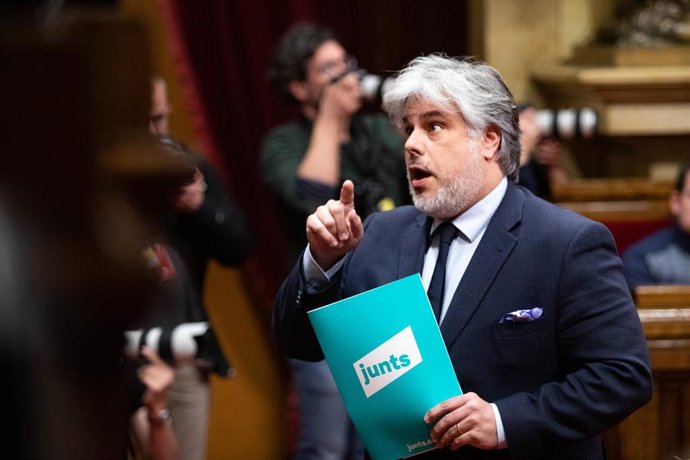 Archivo - El líder de Junts en el Parlament, Albert Batet, en una foto de archivo
