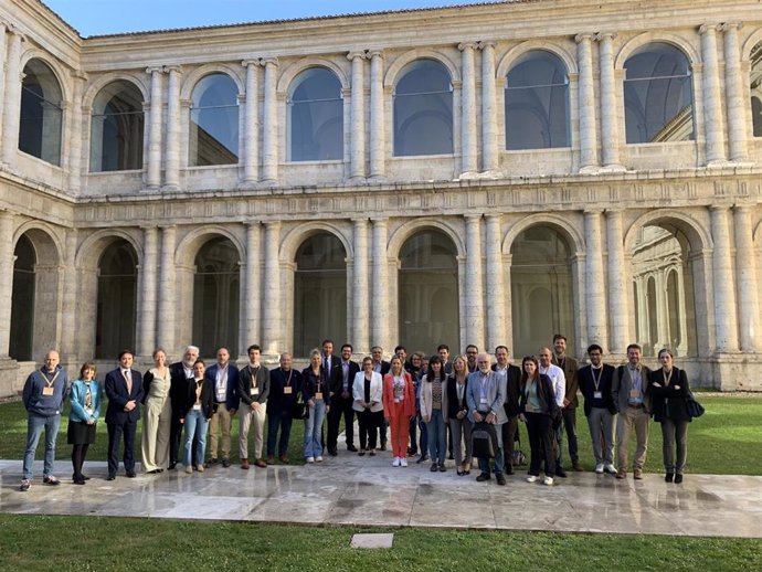 Participantes en el encuentro de ciudades por la neutralidad climática en Valladolid.