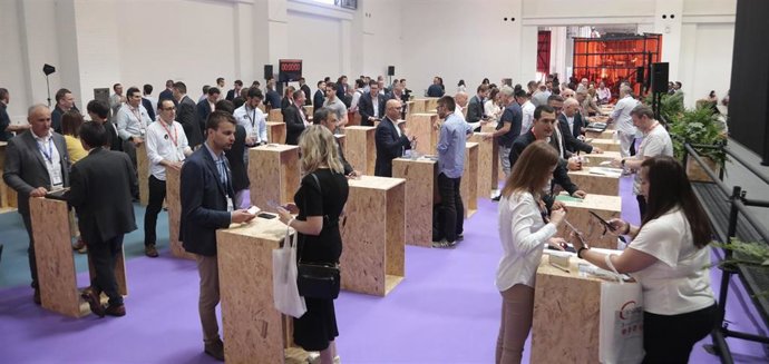 Participantes en una edición anterior del SIL