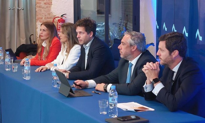 Equipo directivo durante Town Hall 2023