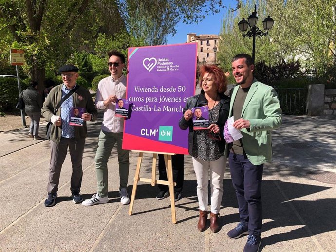 El candidato de Unidas Podemos a la Presidencia de C-LM, José Luis García Gascón, en Cuenca