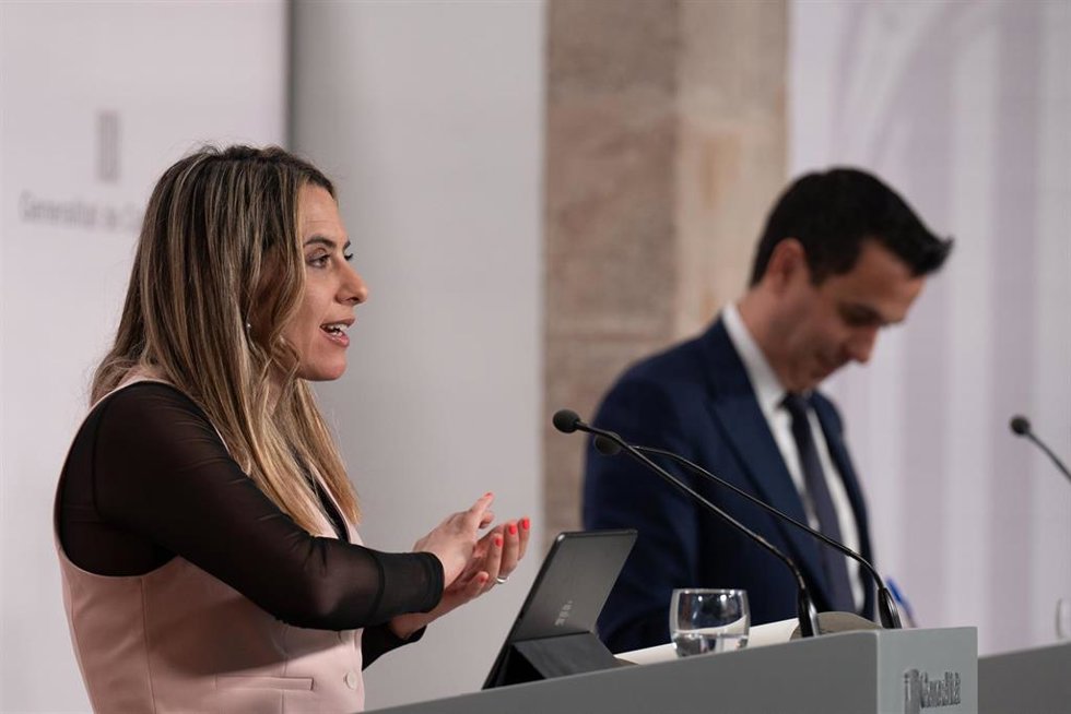 La portavoz del Govern, Patrícia Plaja, interviene durante una rueda de prensa tras el Consell Executiu, en el Palau de la Generalitat, a 18 de abril de 2023, en Barcelona, Catalunya (España)