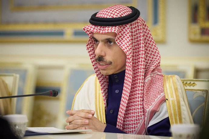 Archivo - El ministro de Exteriores de Arabia Saudí, Faisal bin Farhan