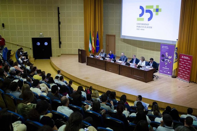 Inauguración del I Congreso estatal de estudiantes universitarios con discapacidad intelectural organizado la Pablo de Olavide.