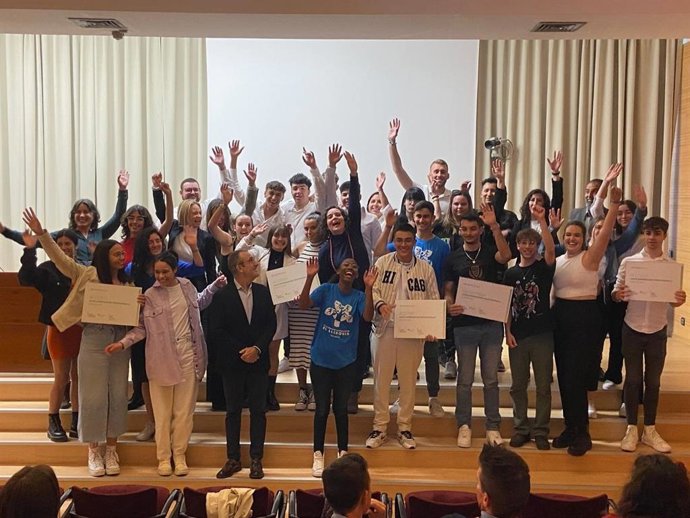 Entrega de los Premios Iemprnjove de formación profesional