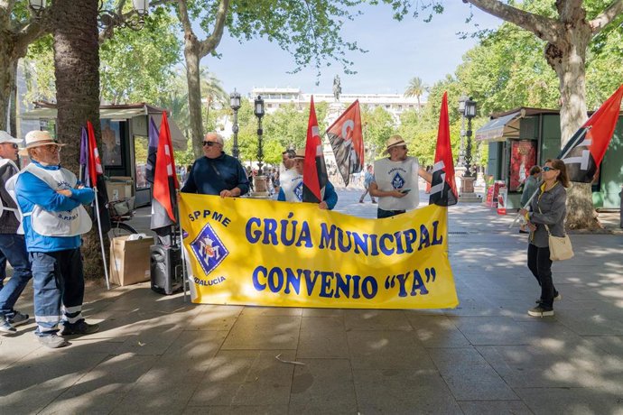 El comité de empresa de la grúa de Sevilla