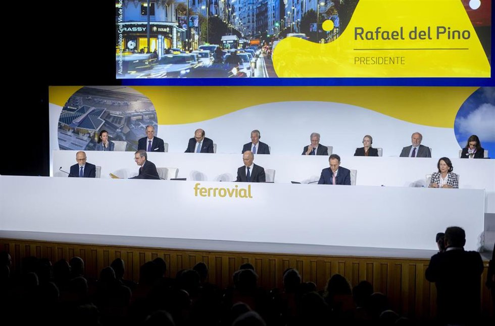 Vista general de la Junta General Ordinaria de Accionistas de Ferrovial, en el auditorio ONCE, a 13 de abril de 2023, en Madrid