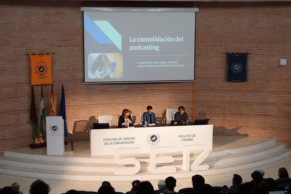 El encuentro se enmarca en la celebración en la ciudad, el próximo 3 de mayo, de la II Gala de Premios Ondas Globales del Podcast.