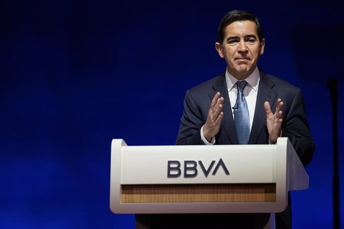 Archivo - El presidente de BBVA, Carlos Torres Vila, interviene durante la Junta general de Accionistas de BBVA, en el Palacio Euskalduna, a 17 de marzo de 2023, en Bilbao, Vizcaya, País Vasco (España). 