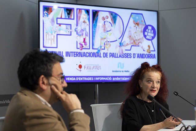 Miquel Canturri i Pepa Plana durant la presentació del FIPA.