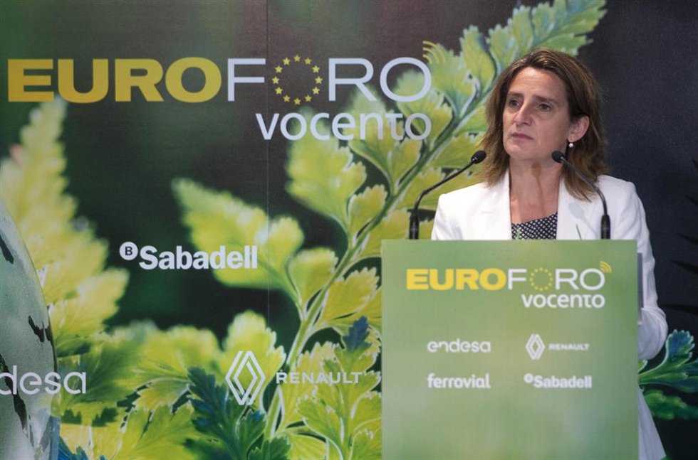 Archivo - La vicepresidenta cuarta y ministra para la Transición Ecológica y el Reto Demográfico de España, Teresa Ribera