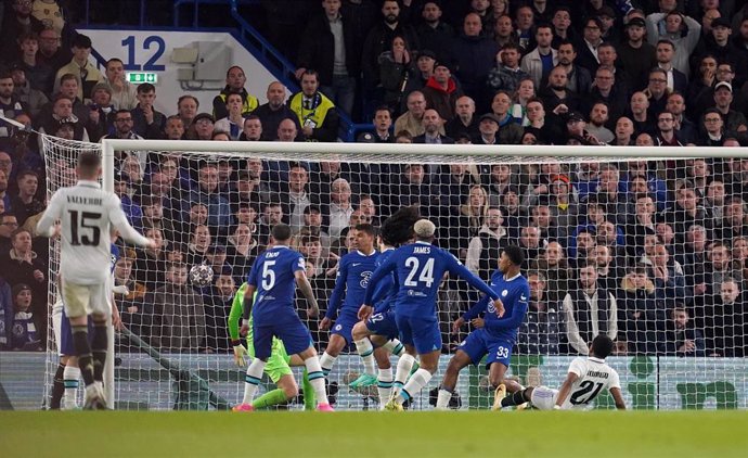 Rodrygo Goes en el momento de marcar el 0-1 en el Chelsea-Real Madrid de la Liga de Campeones 2022-2023