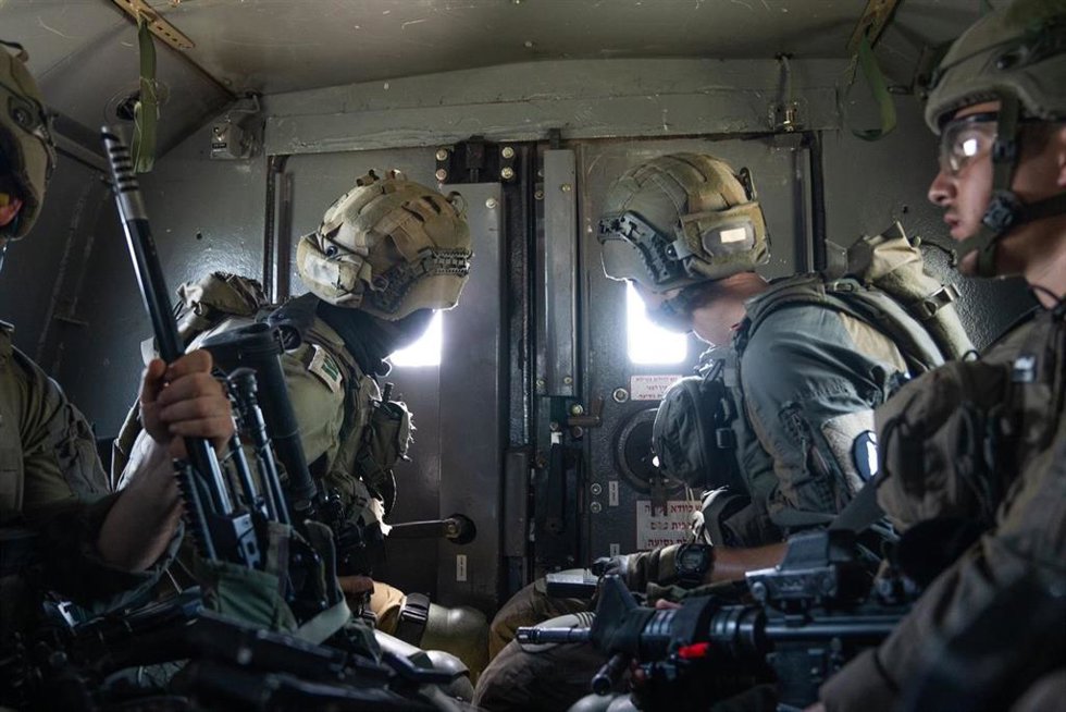 Las Fuerzas de Defensa de Israel (FDI) en una redada en Yenín