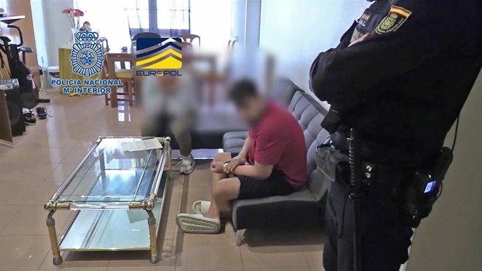 Imagen de uno de los detenidos por la Policía Nacional durante la operación