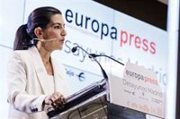 Monasterio confía en que "muchas empresas" colaborarían para su tren bala al centro frente a los atascos en carreteras