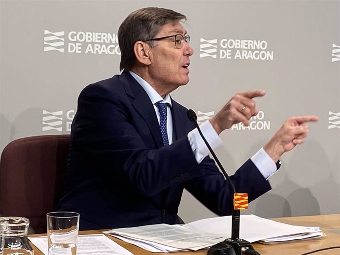 El vicepresidente del Gobierno de Aragón, Arturo Aliaga, también consejero de Industria.
