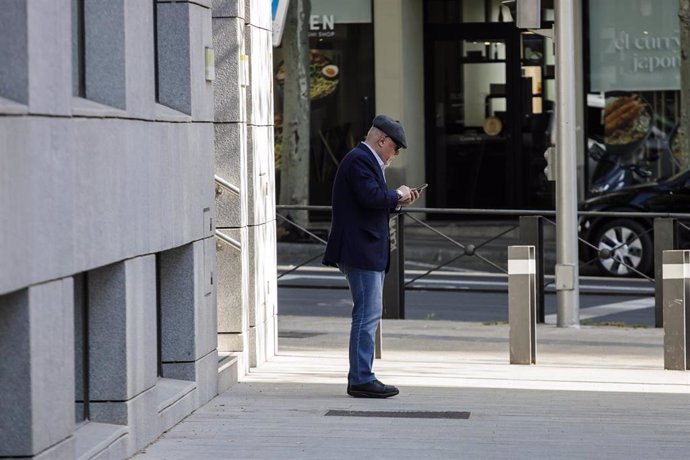 El comisario jubilado José Manuel Villarejo acude a la Audiencia Nacional, a 19 de abril de 2023, en Madrid (España).